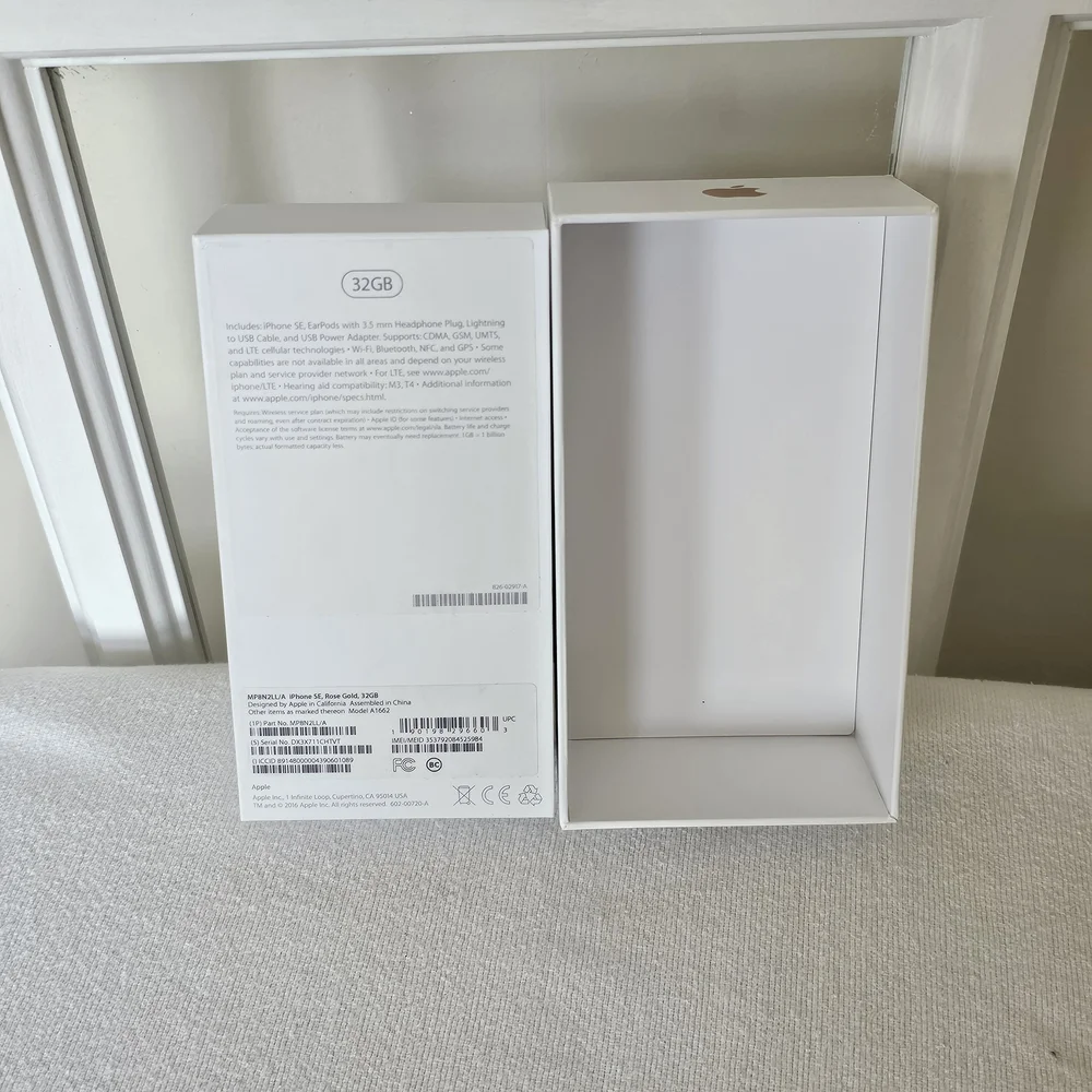 Apple iPhone SE 2020 Empty Box Only